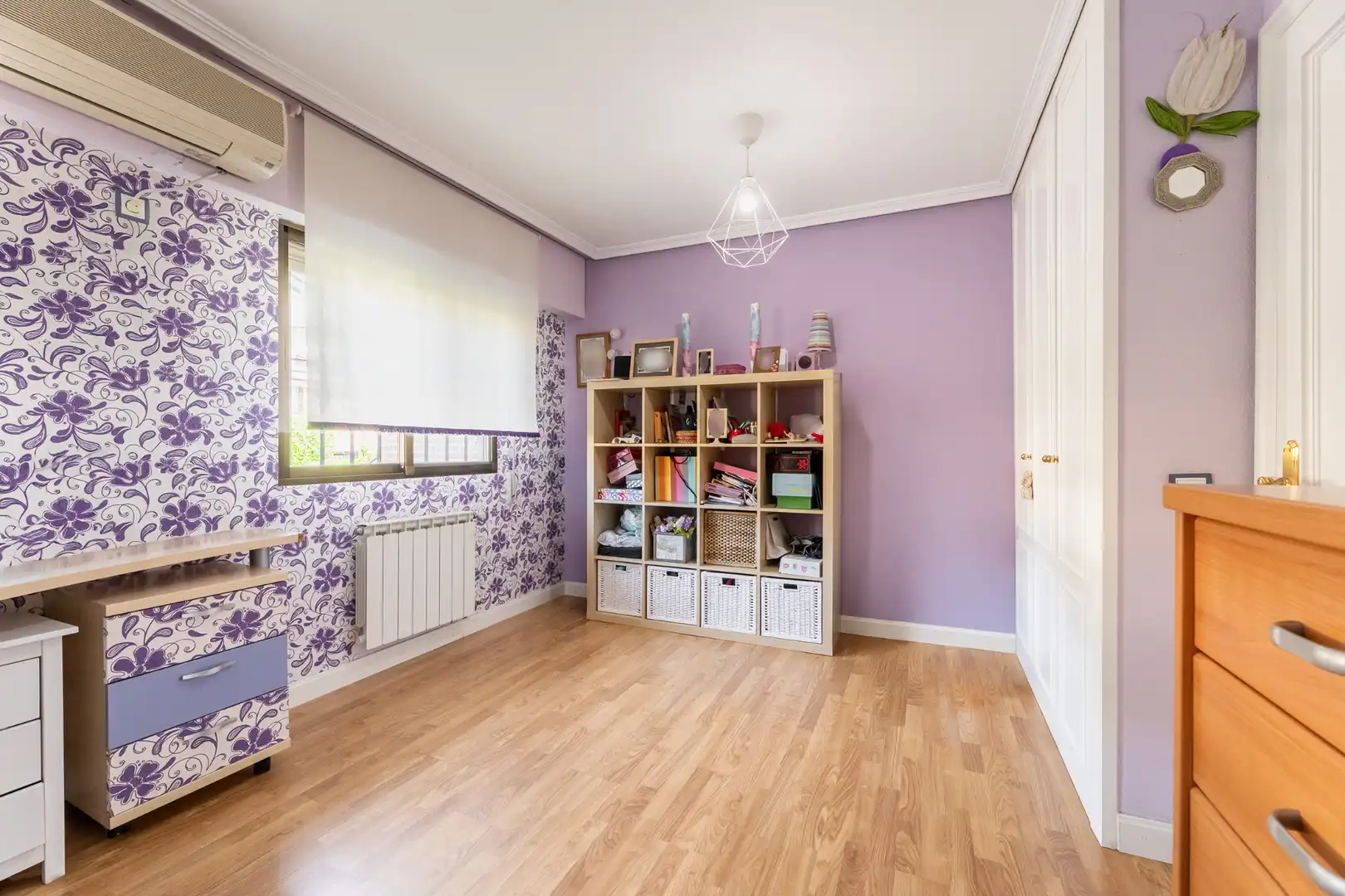 Schlafzimmer von Haus oder Chalet zum Verkauf in Pozuelo de Alarcón mit Klimaanlage, Heizung und Privatgarten