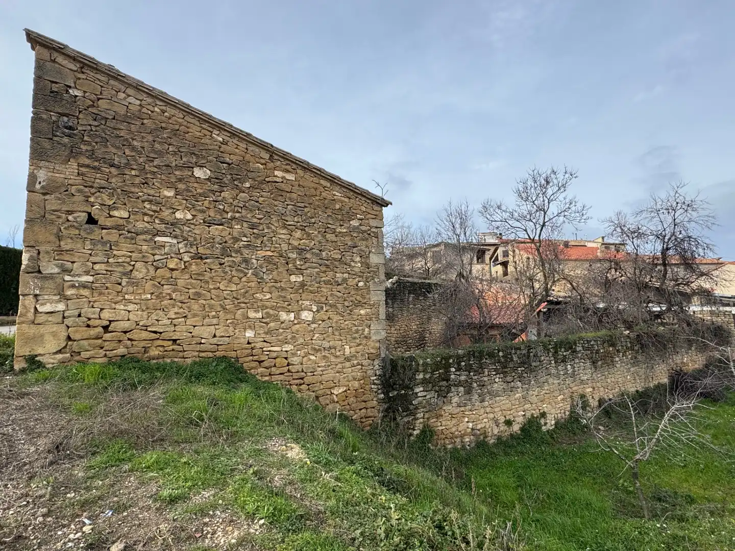 Finca rústica en venda en Torre del Compte amb Jardí privat