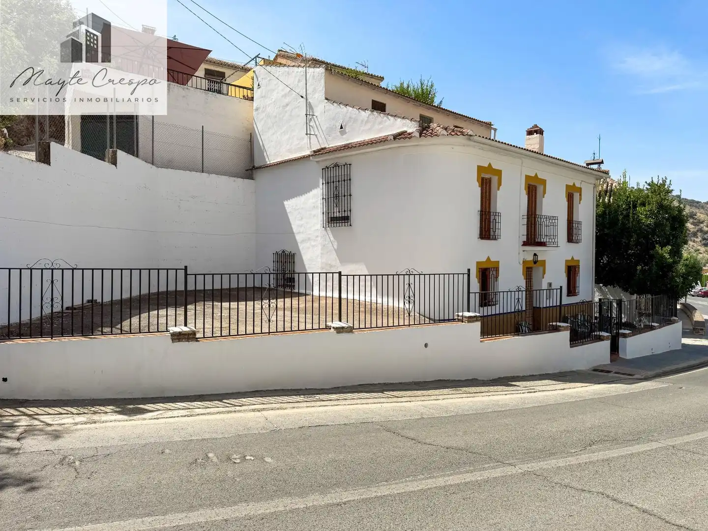 Exterior view of Houses for sale in Pinos Genil  with Heating, Private garden and Terrace