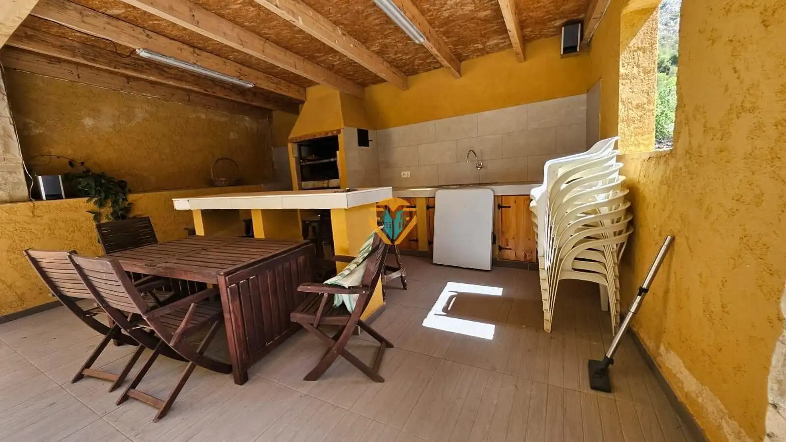 Cuina de Casa o xalet en venda en Finestrat amb Calefacció, Jardí privat i Terrassa