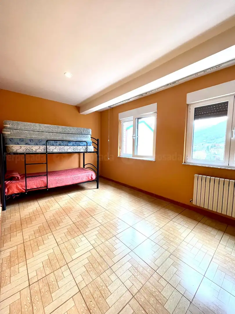 Schlafzimmer von Geschaftsraum zum Verkauf in Aller