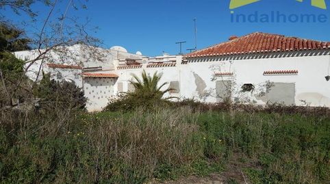 CORTIJO CON PARCELA