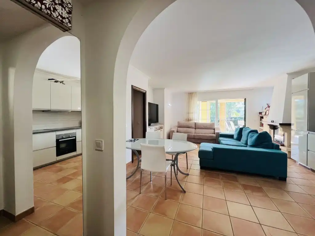 Sala d'estar de Apartament de lloguer en Calvià amb Piscina i Moblat