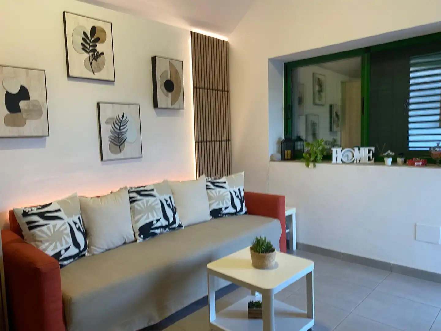 Living room of Houses for rent in San Bartolomé de Tirajana  with Terrace, Furnished and Washing machine