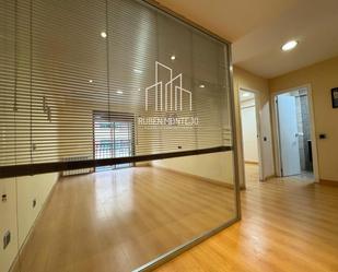 Office to rent in Salamanca Capital  with Air Conditioner and Terrace