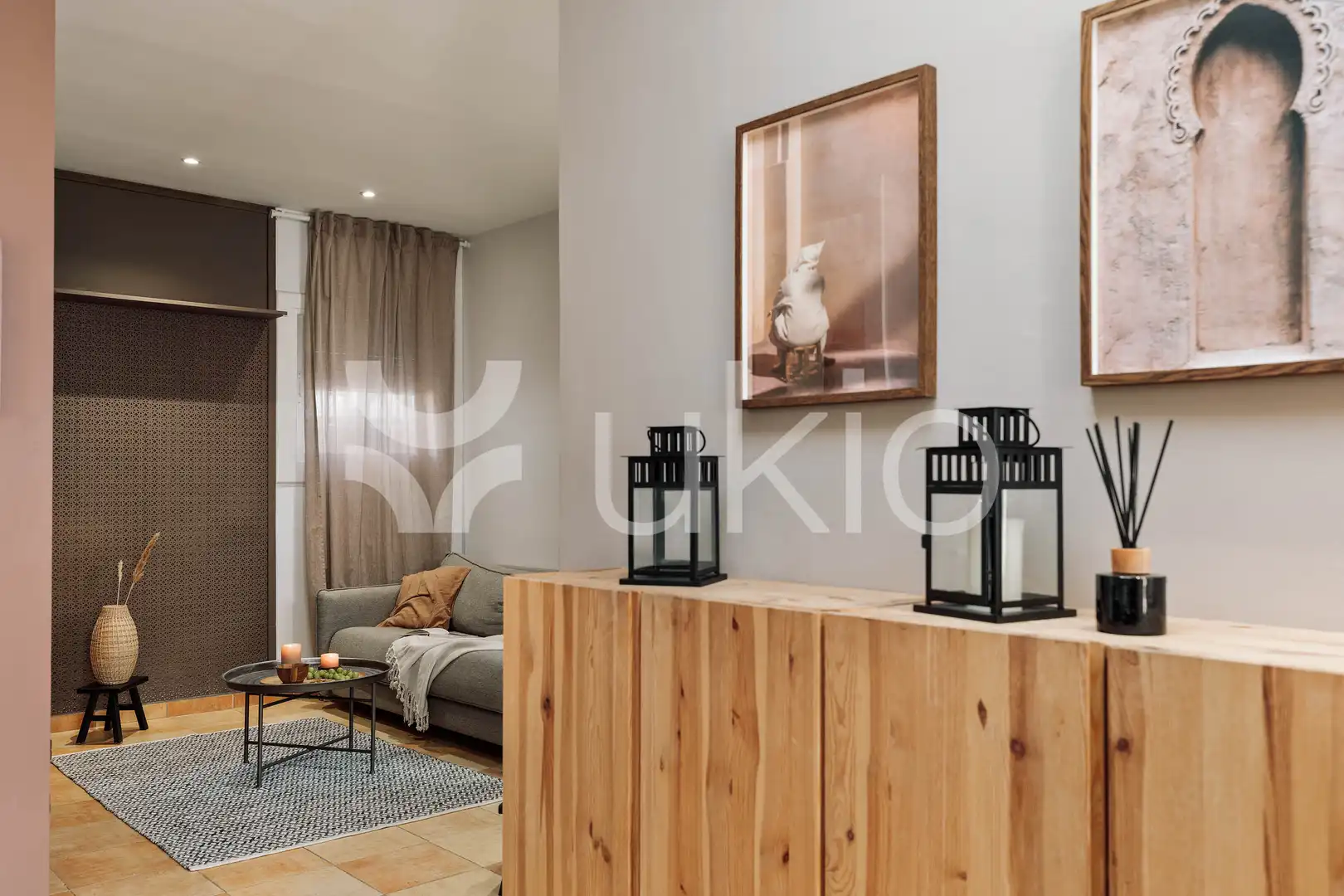 Wohnzimmer von Dachboden zur Miete in Barcelona mit Klimaanlage, Terrasse und Möbliert