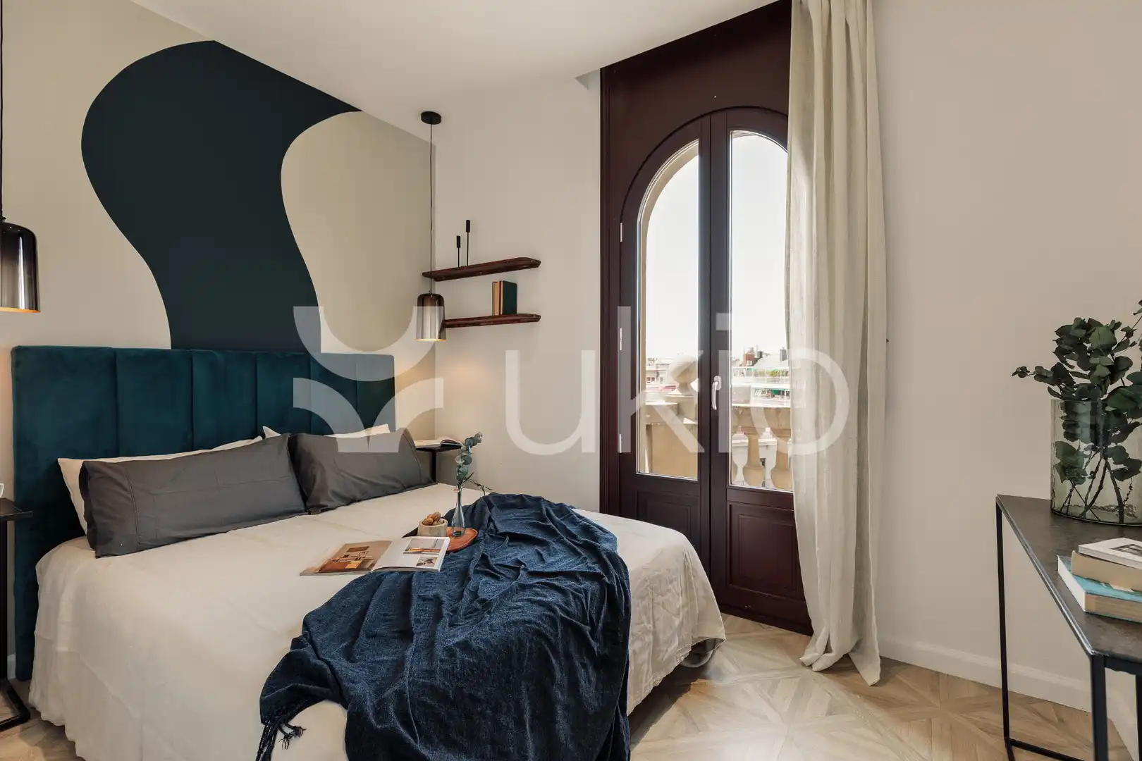 Dormitori de Apartament de lloguer en Barcelona amb Aire condicionat, Calefacció i Terrassa