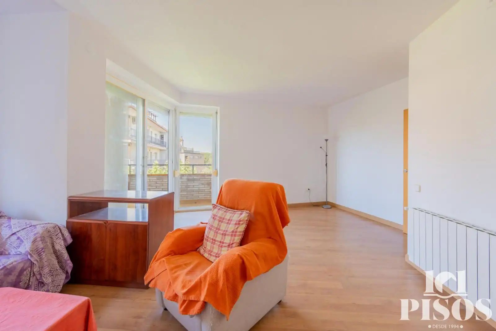 Sala de estar de Piso de alquiler en Sant Cugat del Vallès con Calefacción, Parquet y Terraza