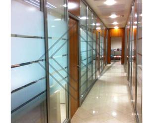 Local de lloguer en  Madrid Capital amb Aire condicionat, Calefacció i Moblat