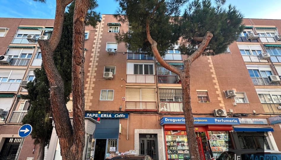 Photo 1 of Flat for sale in Calle del Pico Balaitus, Peñagrande, Madrid