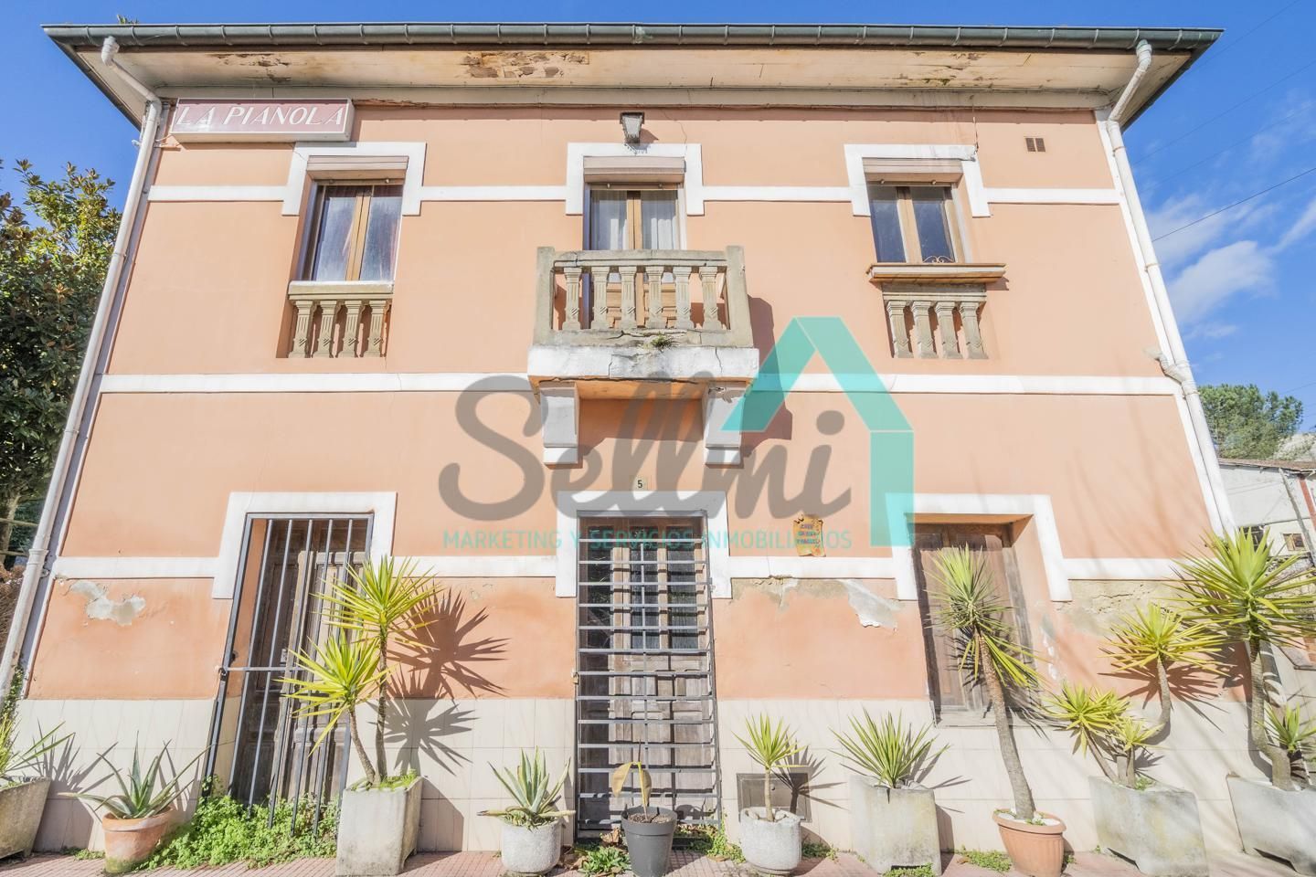 Exterior view of House or chalet for sale in Ribera de Arriba  with Heating, Private garden and Parquet flooring