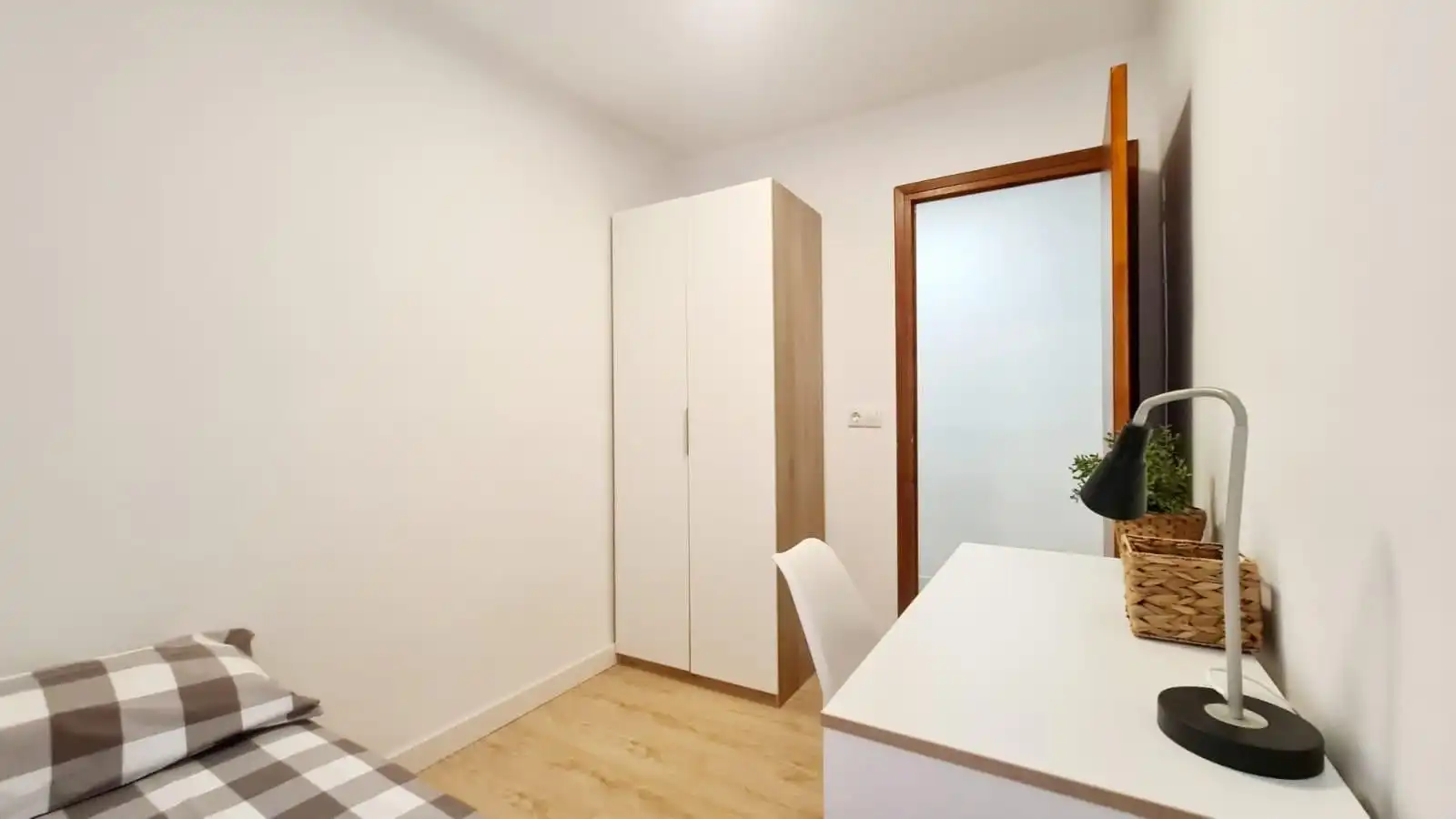 Bedroom of Flat for rent in Castellón de la Plana / Castelló de la Plana  with Terrace and Balcony