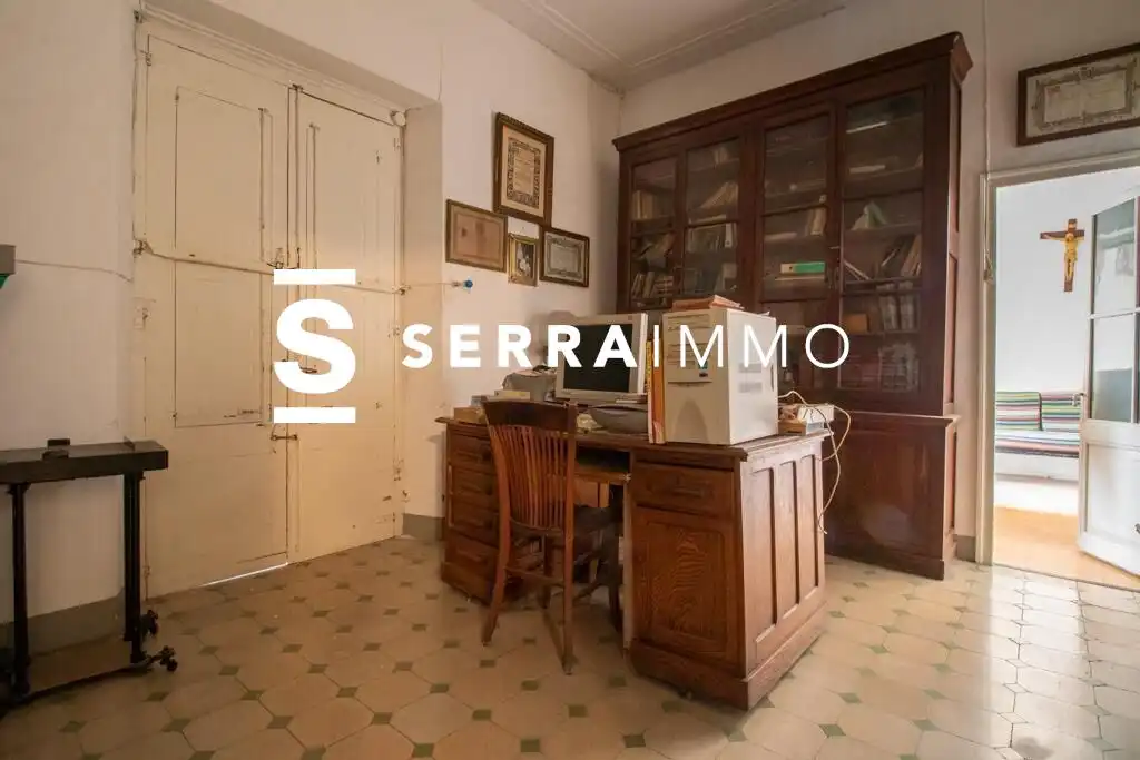 Vista exterior de Edificio en venta en Vilafranca del Penedès