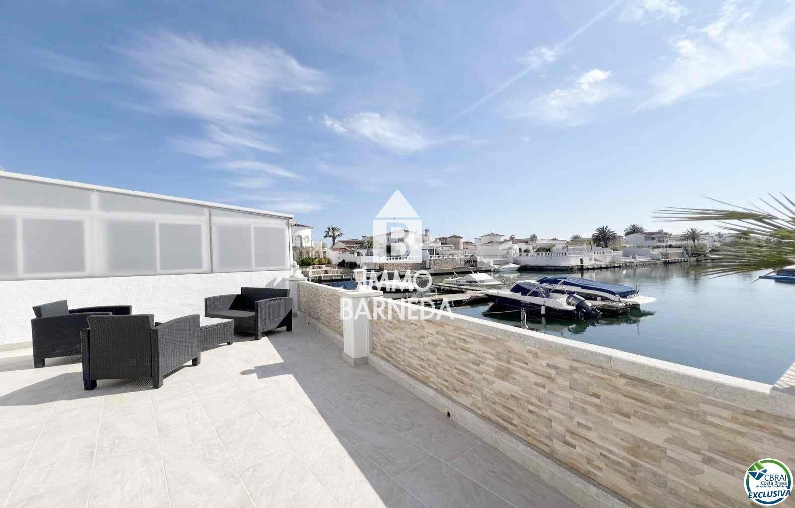 Terrace of House or chalet for sale in Empuriabrava  with Air Conditioner, Heating and Private garden