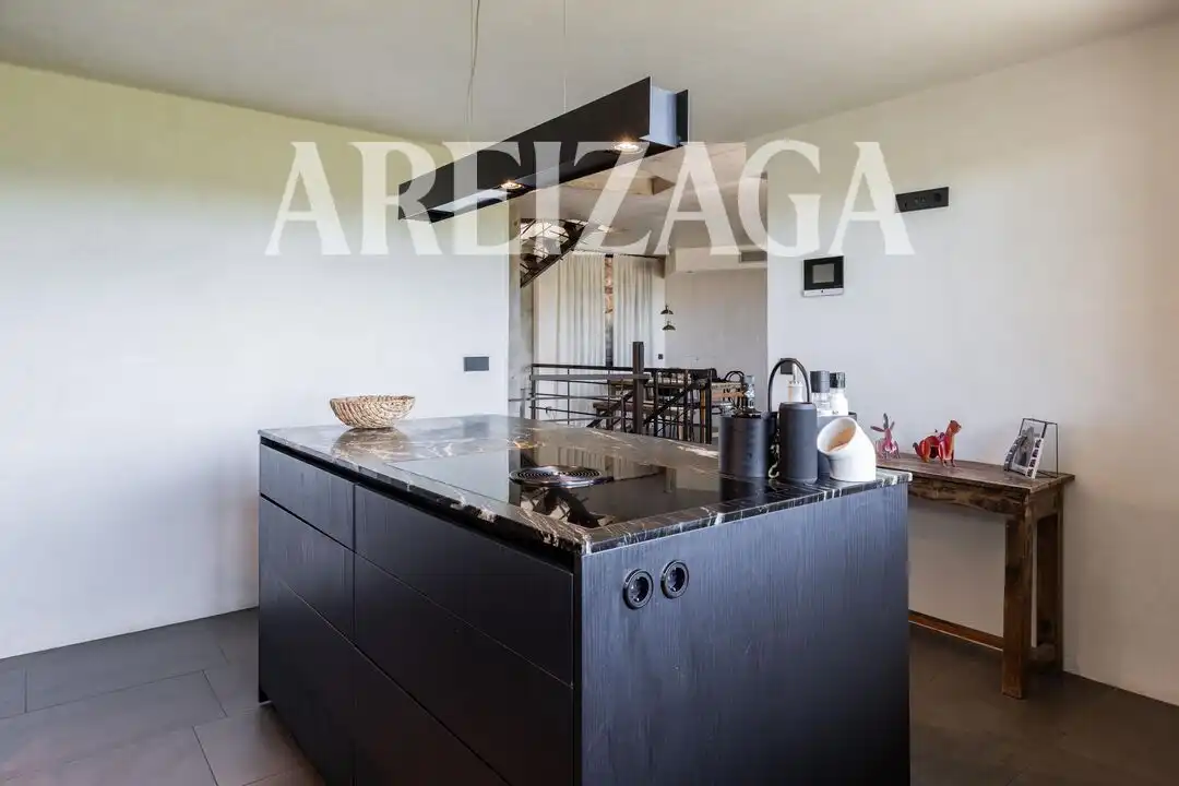 Cocina de Casa o chalet en venta en Donostia - San Sebastián  con Aire acondicionado, Calefacción y Jardín privado