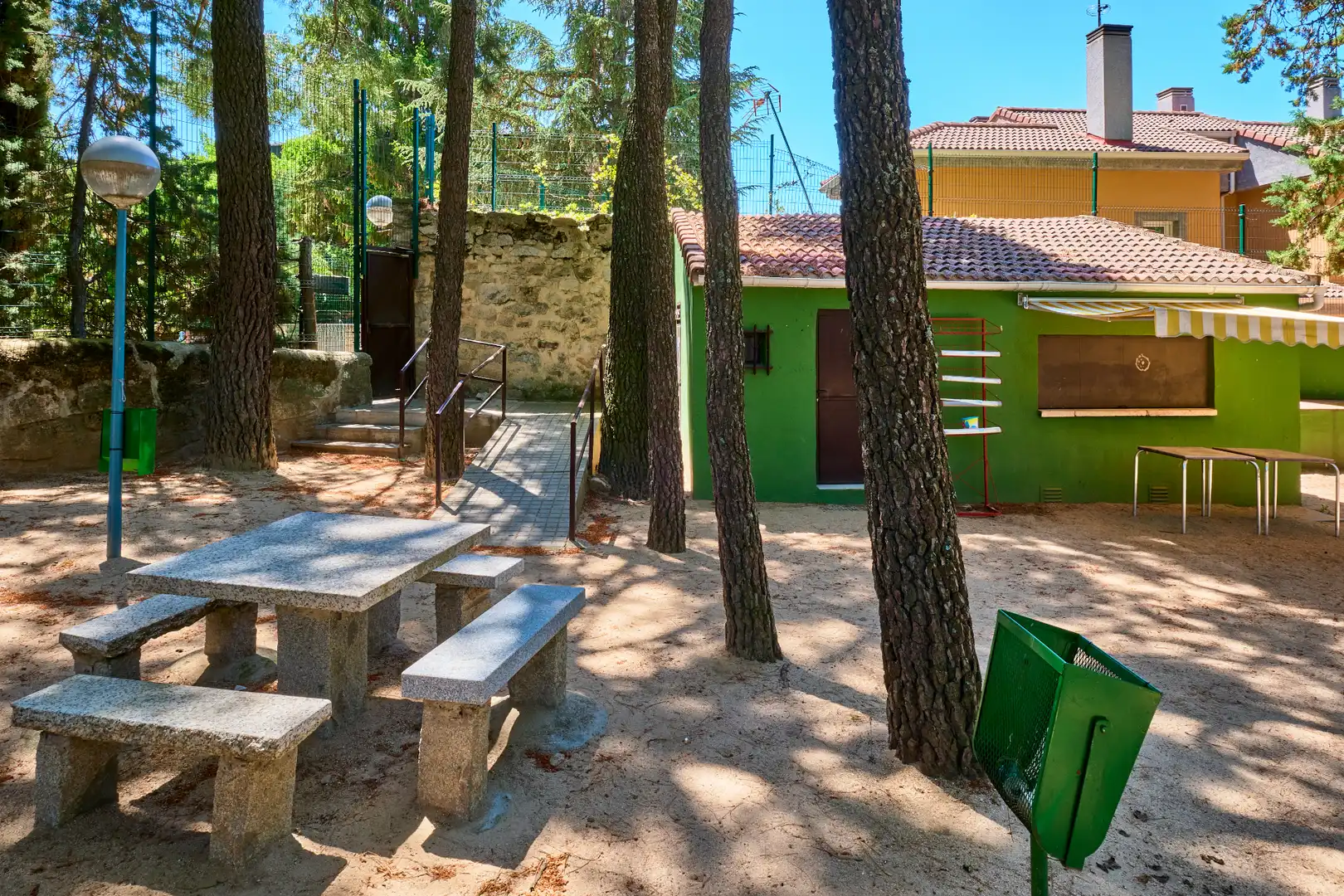 Wohnung zum Verkauf in Collado Mediano mit Heizung, Terrasse und Abstellraum