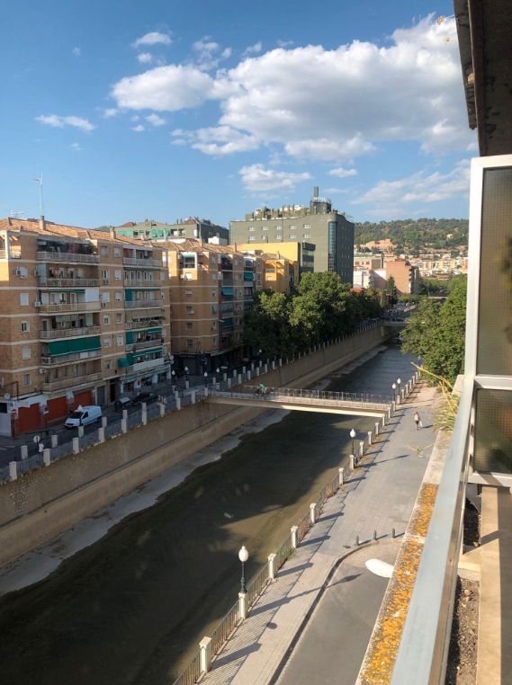 Vista exterior de Pis de lloguer en  Granada Capital amb Aire condicionat, Calefacció i Moblat