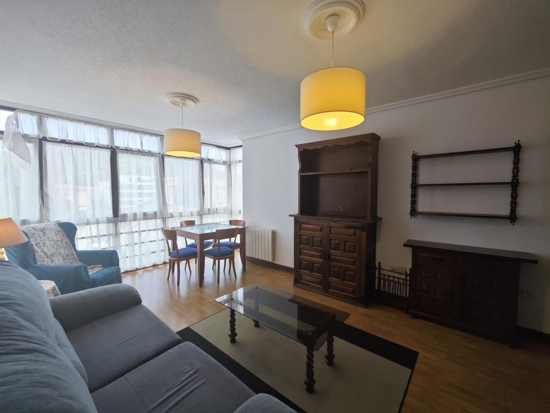 Living room of Flat for sale in Cabezón de la Sal  with Heating, Storage room and Balcony