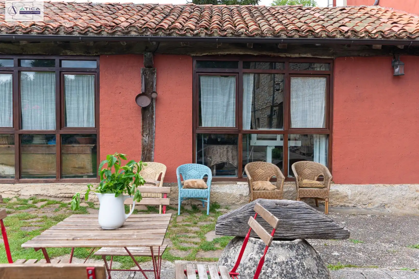 Terrassa de Edifici en venda en Valle de Valdebezana