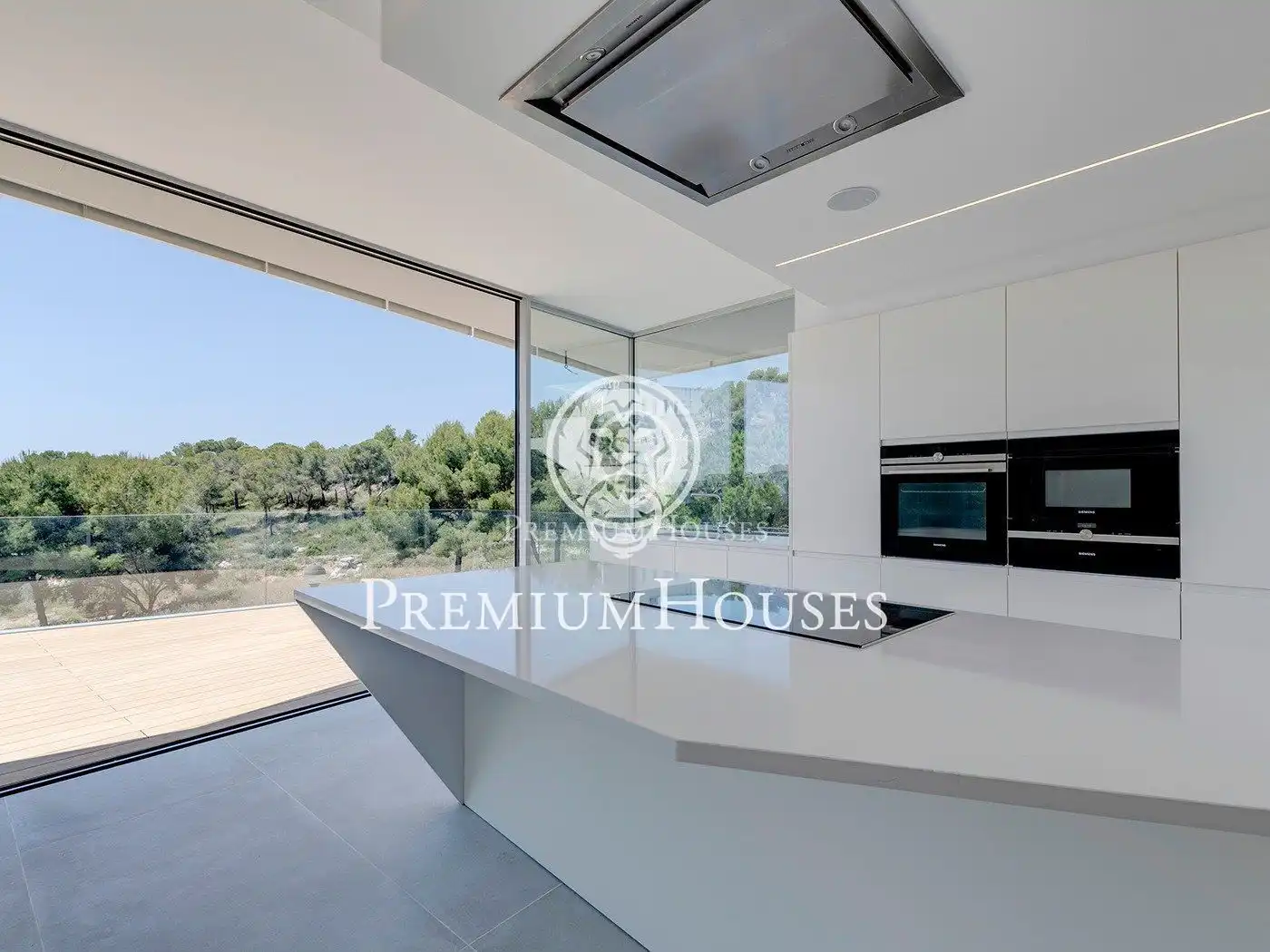 Casa con piscina en venta en del Camí del Miralpeix, imagen 12