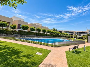 Mini appartamento con piscina in vendita a CASTELLON