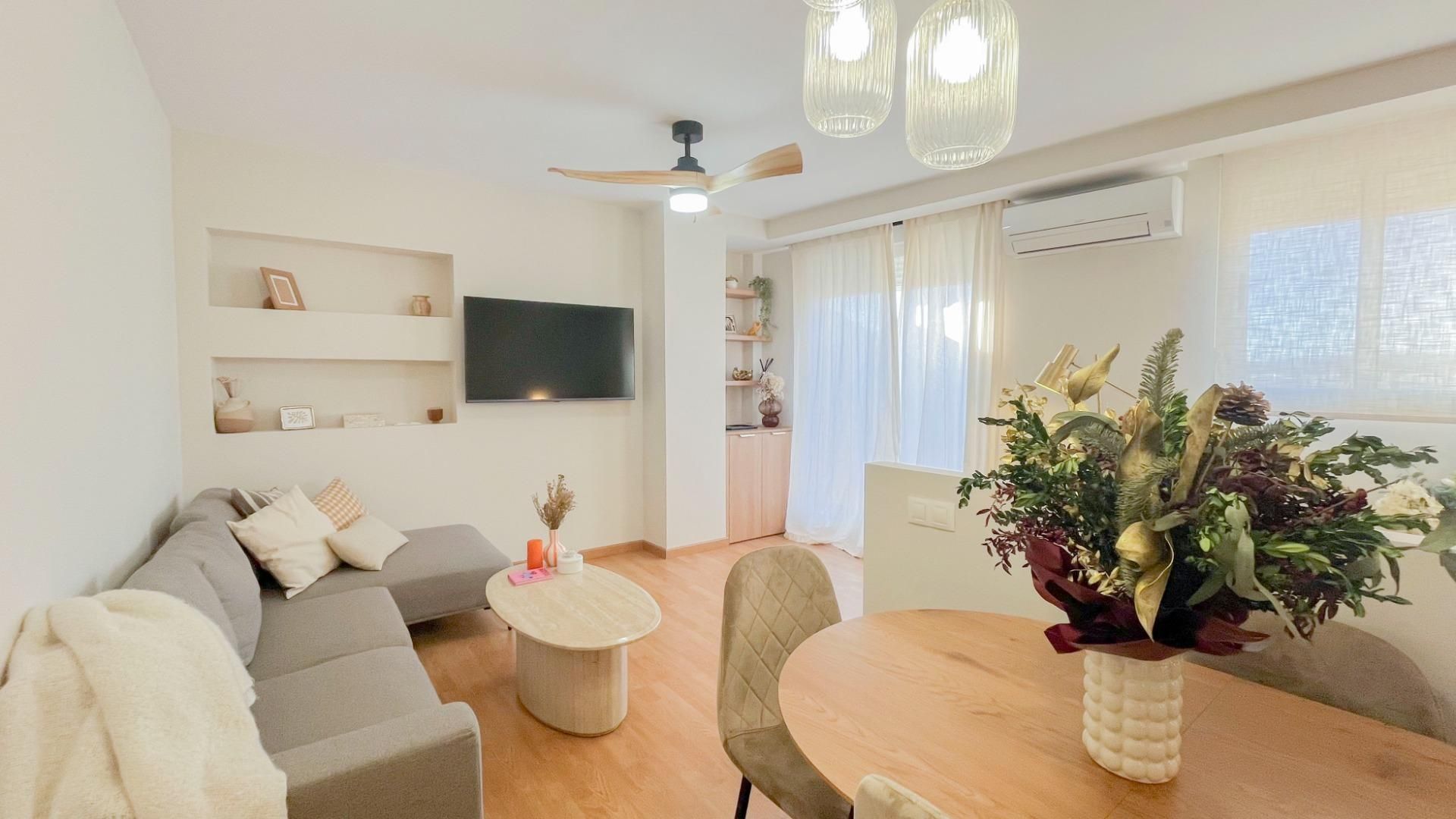 Sala de estar de Ático de alquiler en Rafelbuñol / Rafelbunyol con Aire acondicionado, Terraza y Amueblado