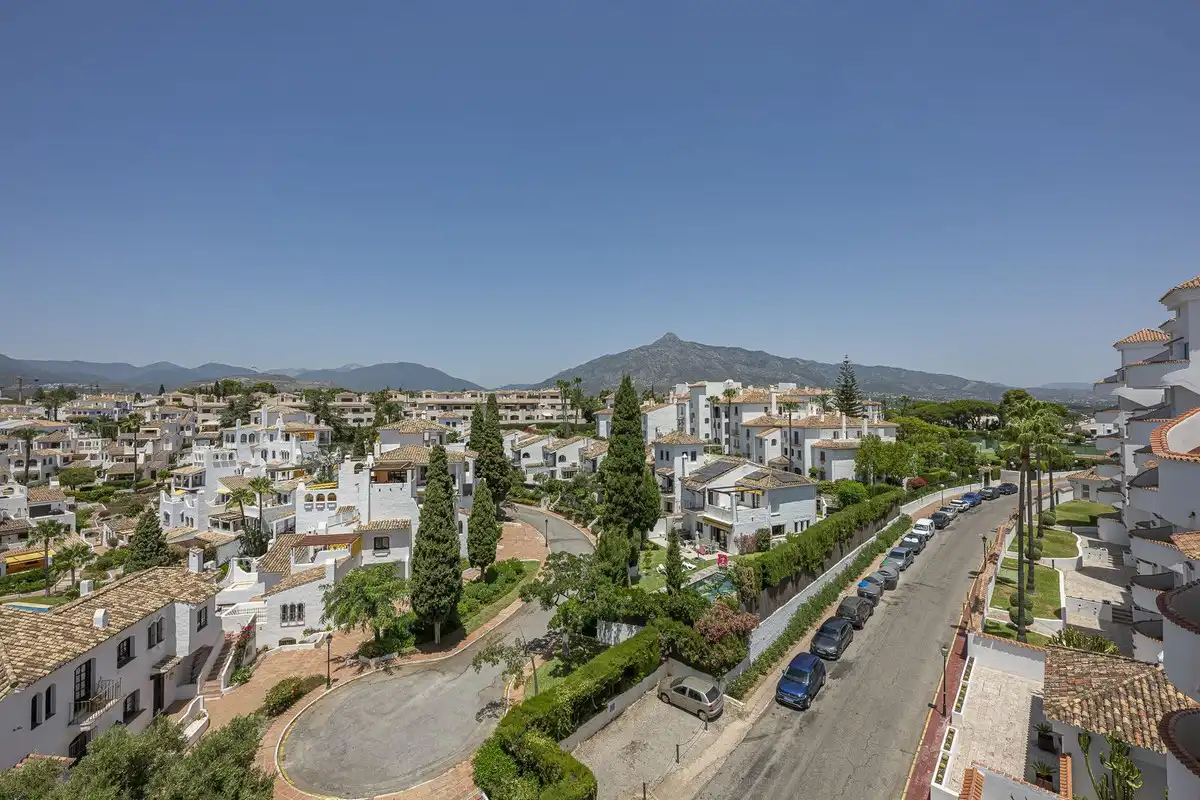 Pis amb ascensor en venda a Nueva Andalucía, imagen 25