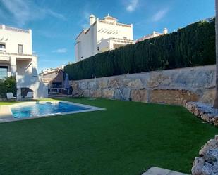 Jardí de Casa o xalet en venda en Estepona amb Aire condicionat, Jardí privat i Terrassa