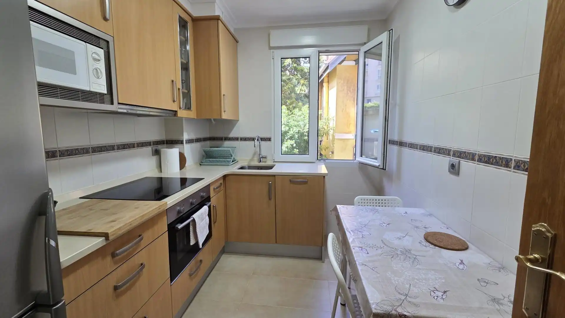 Küche von Wohnung zur Miete in Santander mit Heizung und Möbliert