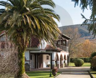 Vista exterior de Casa o xalet en venda en Ruente amb Calefacció, Jardí privat i Parquet