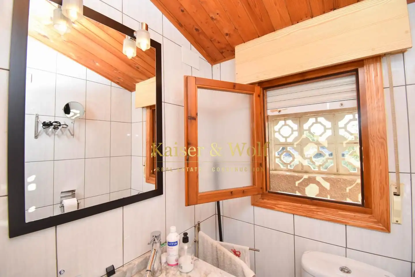 Bany de Casa o xalet en venda en Albatera amb Aire condicionat, Piscina i Moblat