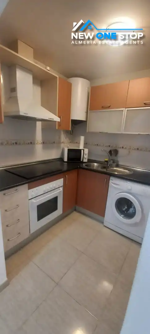 Apartament amb terrassa en venda a Calle las Acacias 28, imagen 8
