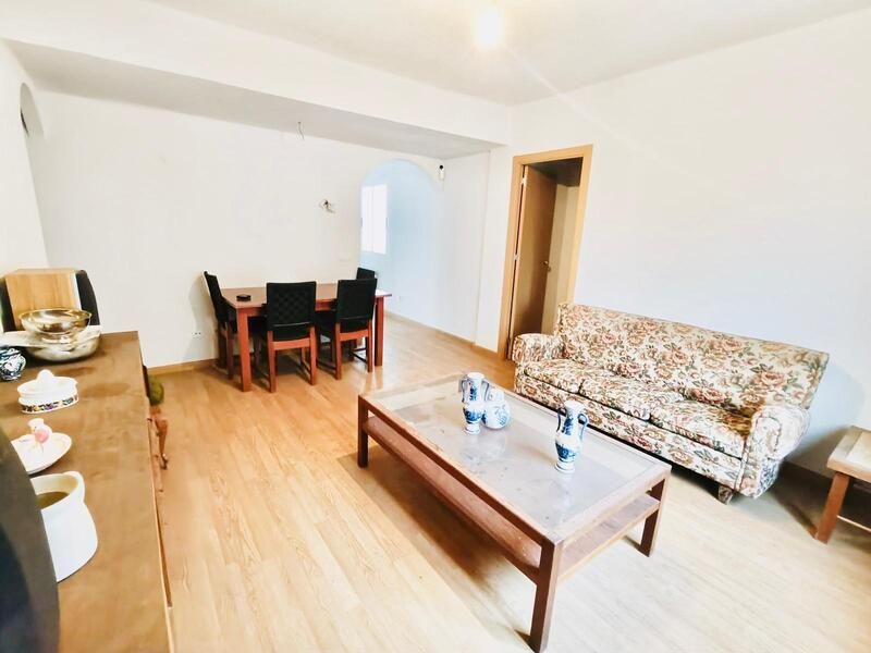 Sala de estar de Piso en venta en  Madrid Capital con Calefacción