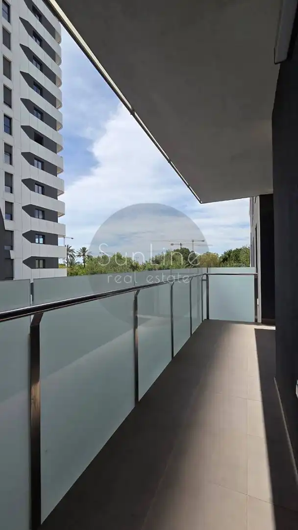 Vista exterior de Piso de alquiler en Valencia con Aire acondicionado, Terraza y Trastero
