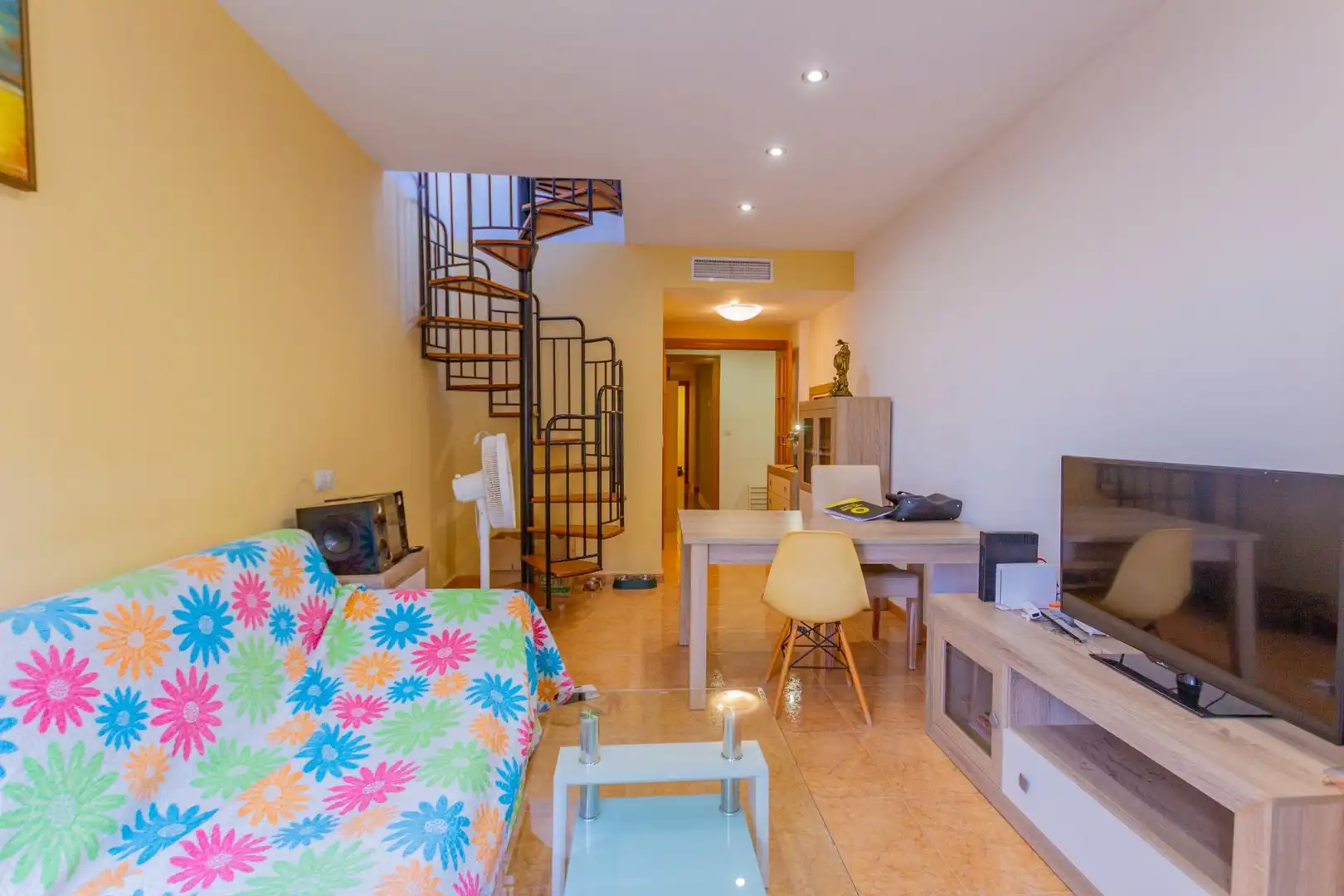 Piso con ascensor en venta en Calle TARRAGONA, imagen 2