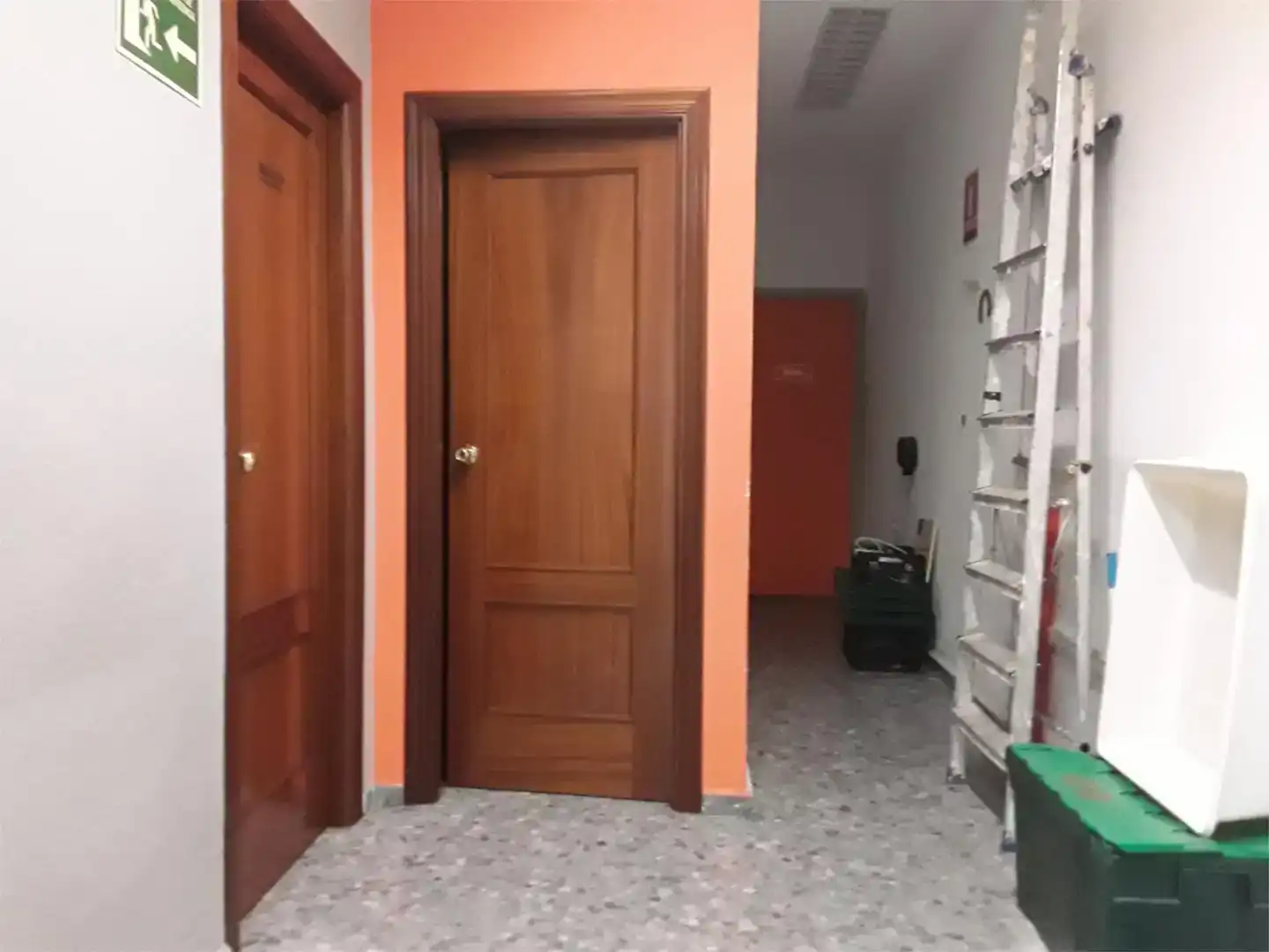 Commercial properties for sale in Utrera Ciudad 