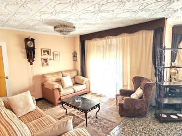 Flat with balcony for sale in Elche ciudad
