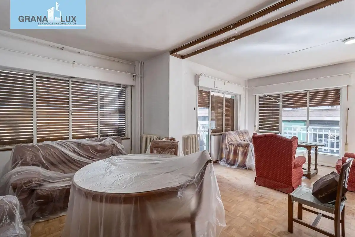 Piso con ascensor en venta en Calle de María Luisa de Dios, imagen 5