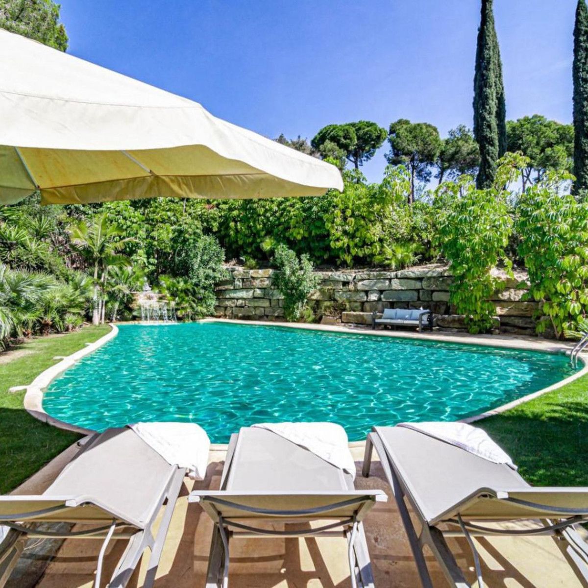 Piscina de Casa o xalet de lloguer en Marbella amb Aire condicionat, Jardí privat i Terrassa