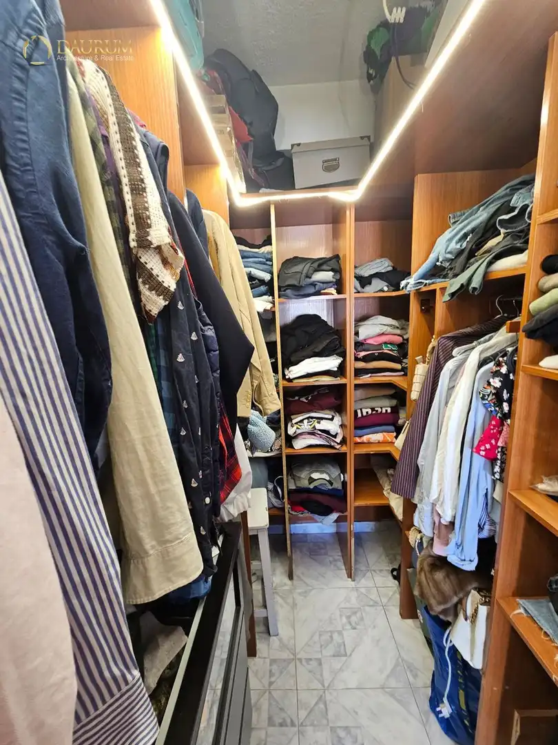 Piso en venta en Torremolinos con Aire acondicionado, Terraza y Piscina