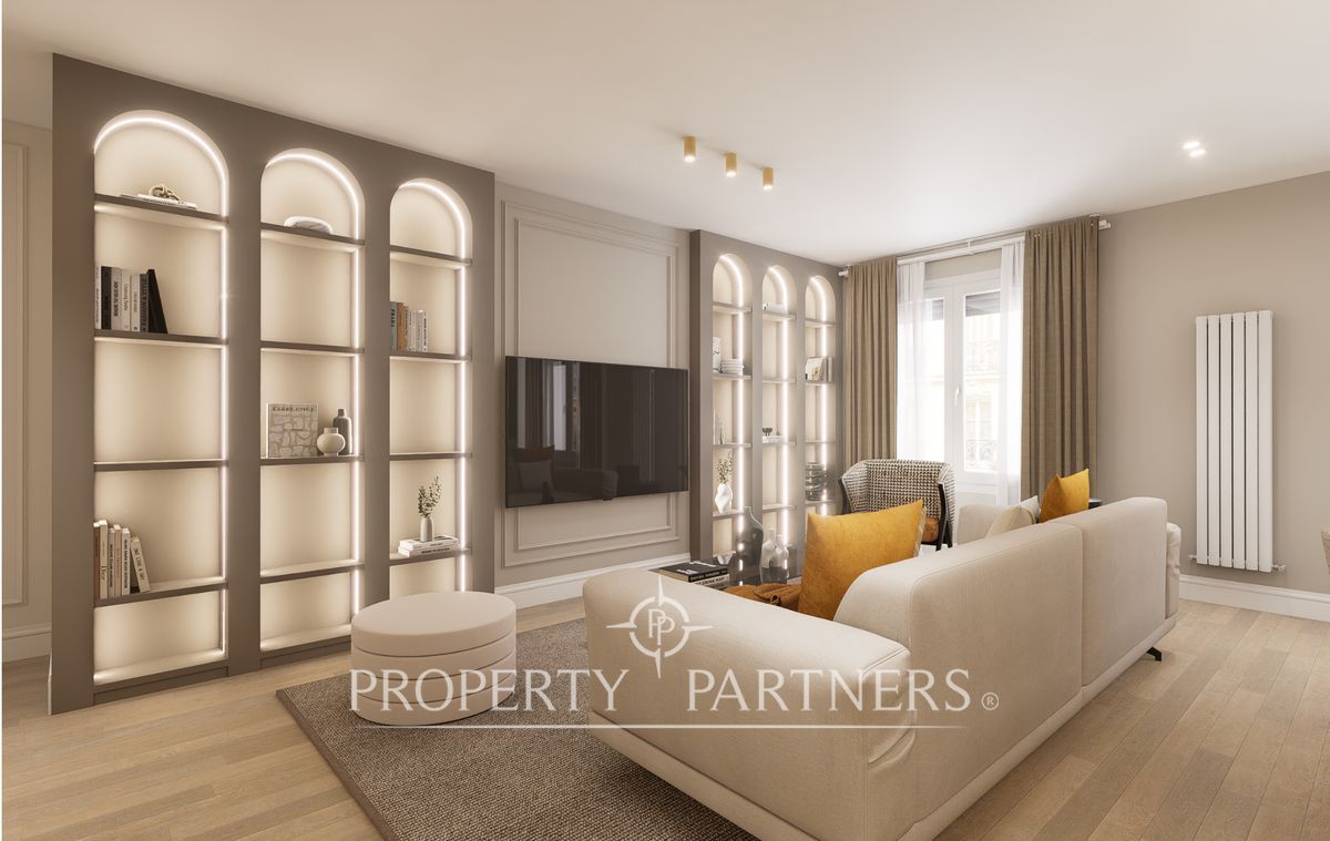 Living room of Apartment for sale in  Madrid Capital  with Air Conditioner, Heating and Furnished