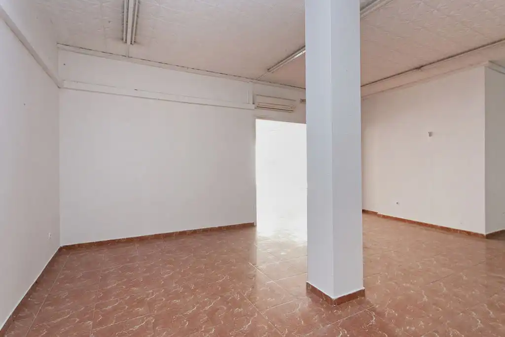 Business premises for sale in C/ Àngel Gimerà, imagen 10