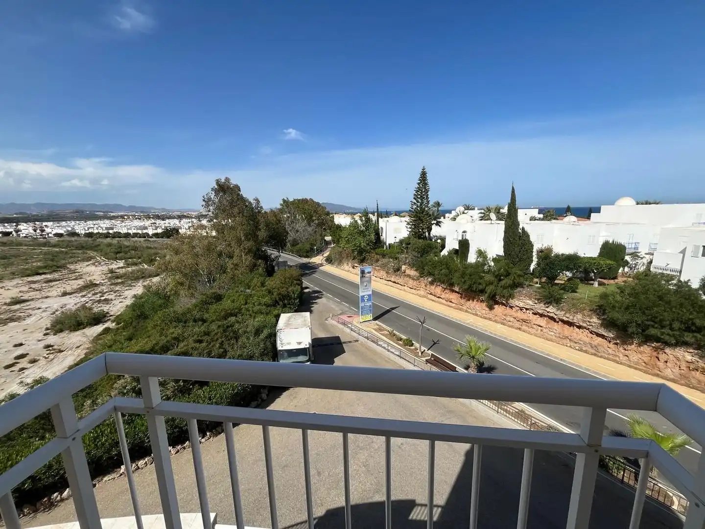 Vista exterior de Ático en venta en Garrucha con Aire acondicionado, Terraza y Piscina