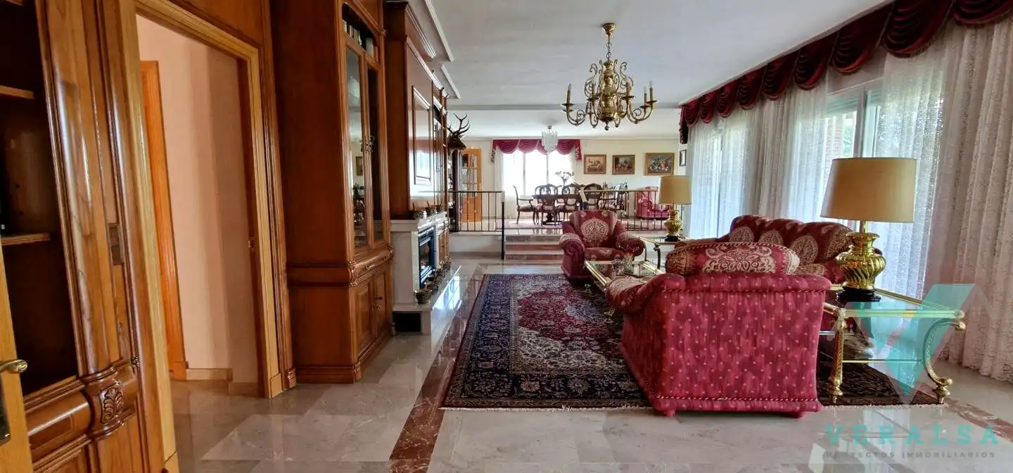 Casa o xalet en venda a Del Bonsái, Prado Norte