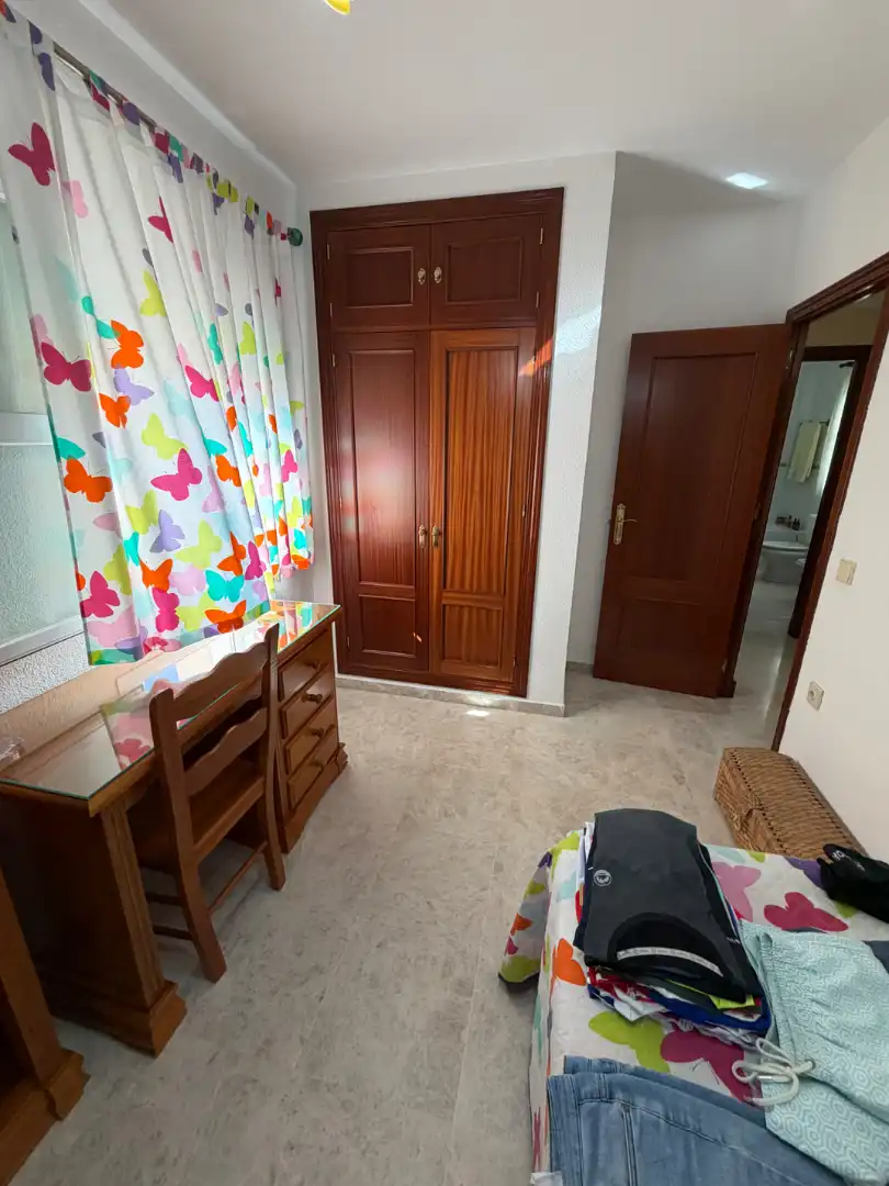 Dormitori de Casa adosada en venda en San Fernando amb Aire condicionat, Terrassa i Traster