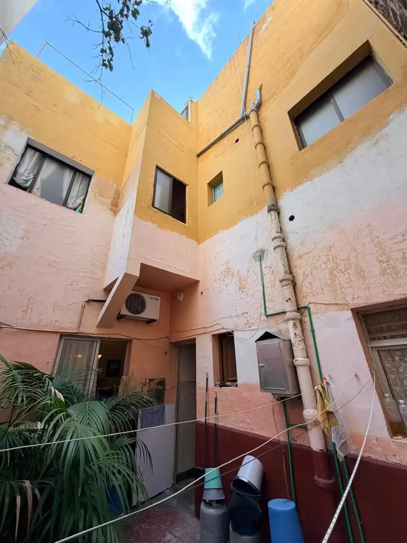 Außenansicht von Wohnung zum Verkauf in Santa Cruz de Tenerife mit Klimaanlage, Terrasse und Möbliert