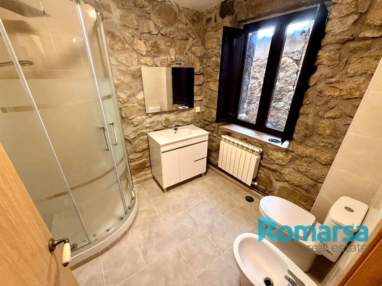 Country homes for rent in Doña Juanita, Gemuño