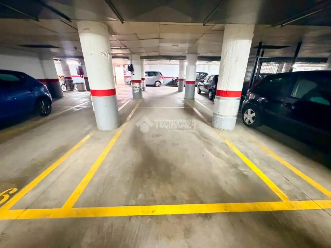 Parking de Piso en venta en Pinto con Calefacción