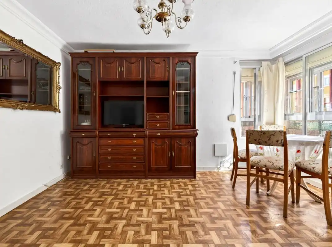Sala de estar de Planta baja en venta en Madrid con Calefacción