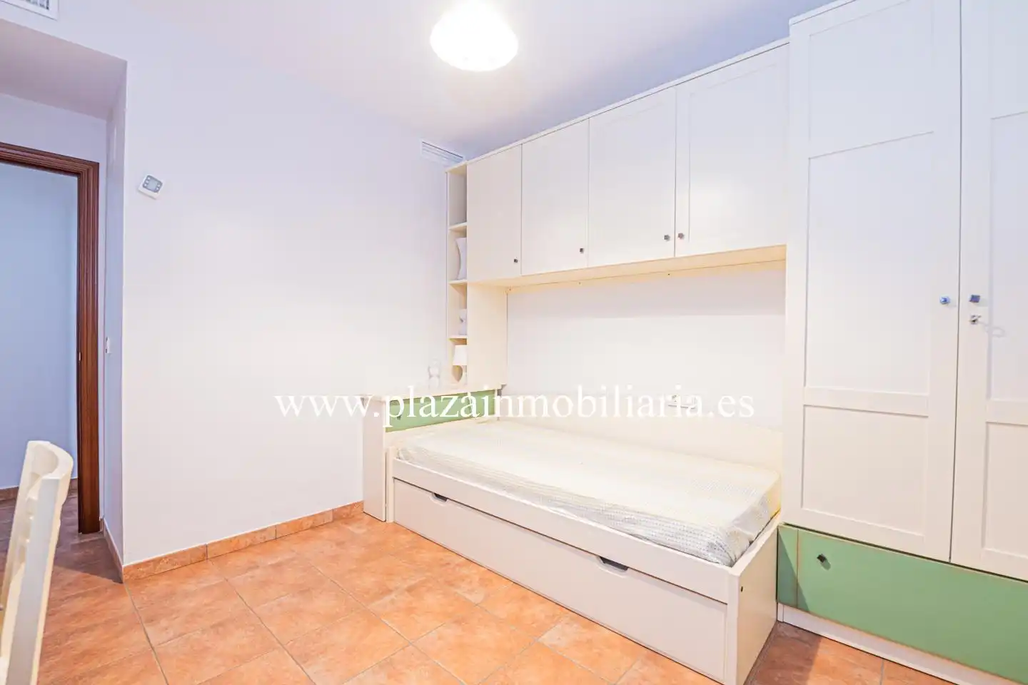 Houses for sale in Lucena  with Air Conditioner, Terrace and Storage room